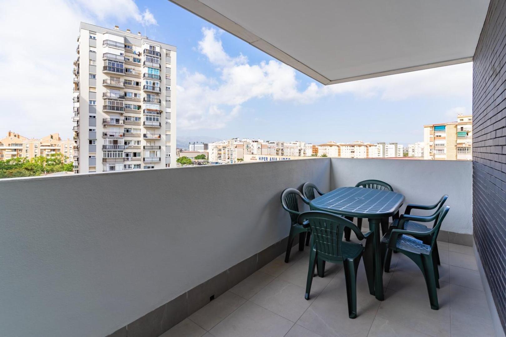 Guestready - Sunny Seaside Escape In Malaga Apartment Ngoại thất bức ảnh
